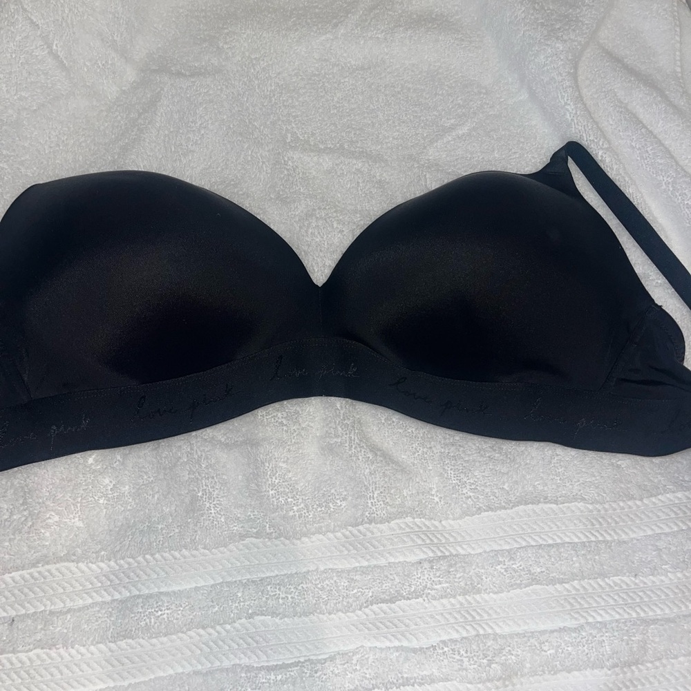 Victoria Secret Pink Wear Everywhere Wireless Push up Bra 38DD
